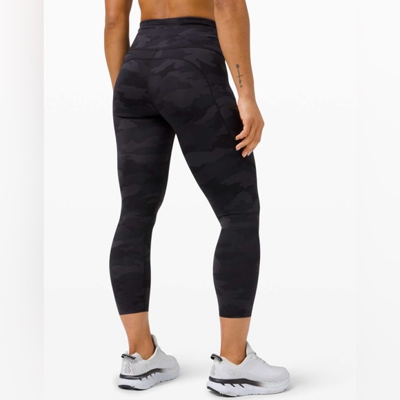 lululemon NWT Fast and Free HR Crop 23" Sz 20 Heritage 365 Camo Deep Coal Multi - Picture 4 of 7